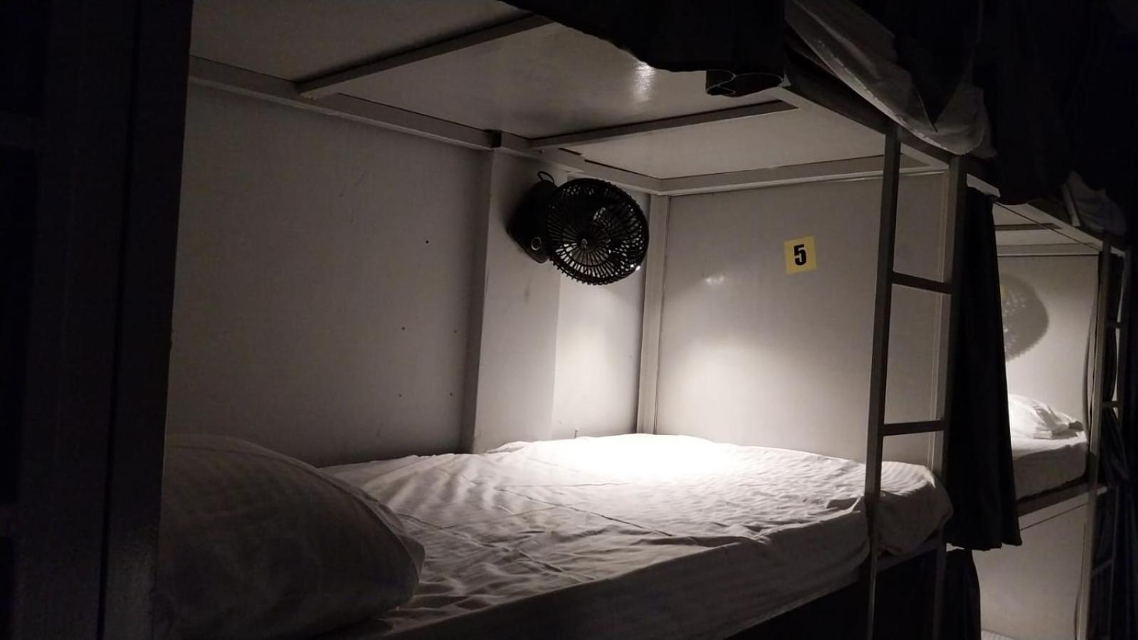 Saffron Dormitory Goregaon East 뭄바이 외부 사진
