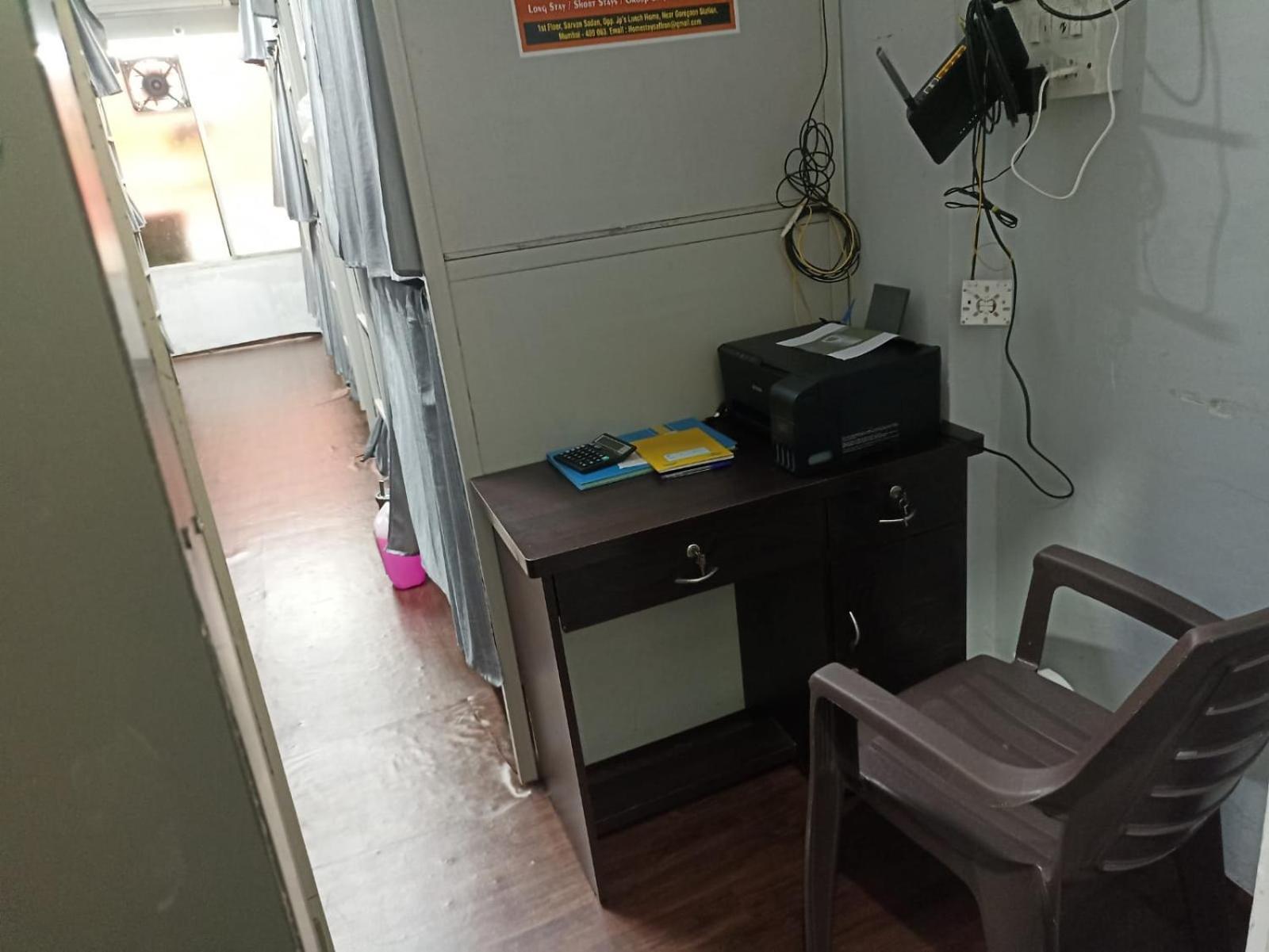 Saffron Dormitory Goregaon East 뭄바이 외부 사진